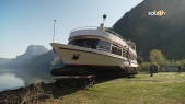 thumbnail of medium Traunseeschiff nach Wartung wieder im Wasser