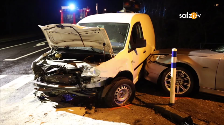 thumbnail of medium Schwerer Kreuzungscrash in Seewalchen am Attersee