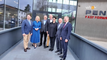thumbnail of medium Politischer Besuch bei Peneder: Einblick in Innovation und Standortentwicklung